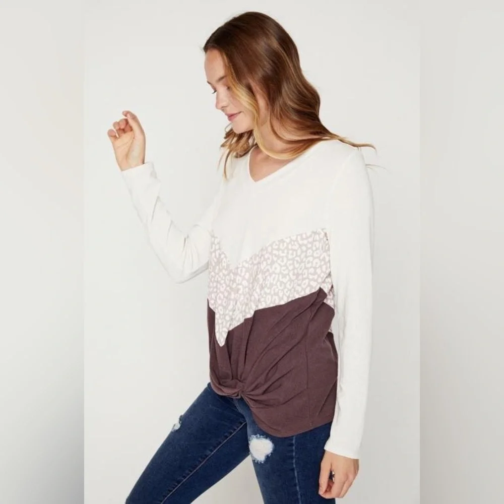 NWT Hailey & Co Animal Print Color Block Long Sleeve Top, Brown/Cream - Picture 12 of 13